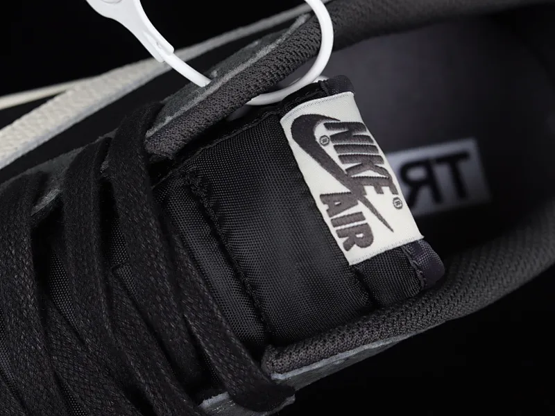 All Categories Air Jordan Jordan Series Basketball Shoes Air Jordan 1 Low Travis Scott x Air Jordan 1 Low "Black Phantom" AJ1 Joe 1 Overhook Black Phantom DM7866-001